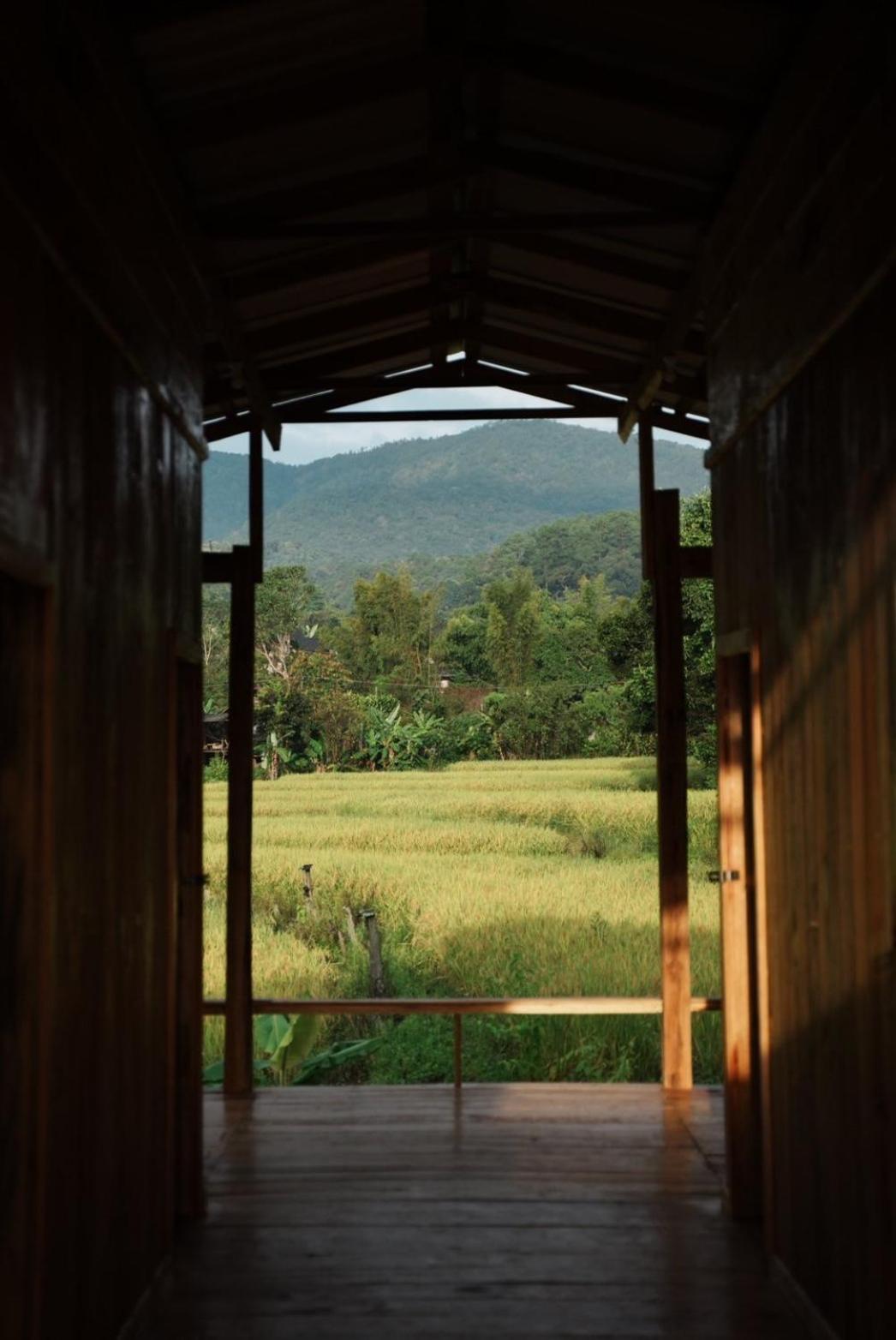 Hostel Por Joi ,Por Dee House Chiang Mai Exterior foto